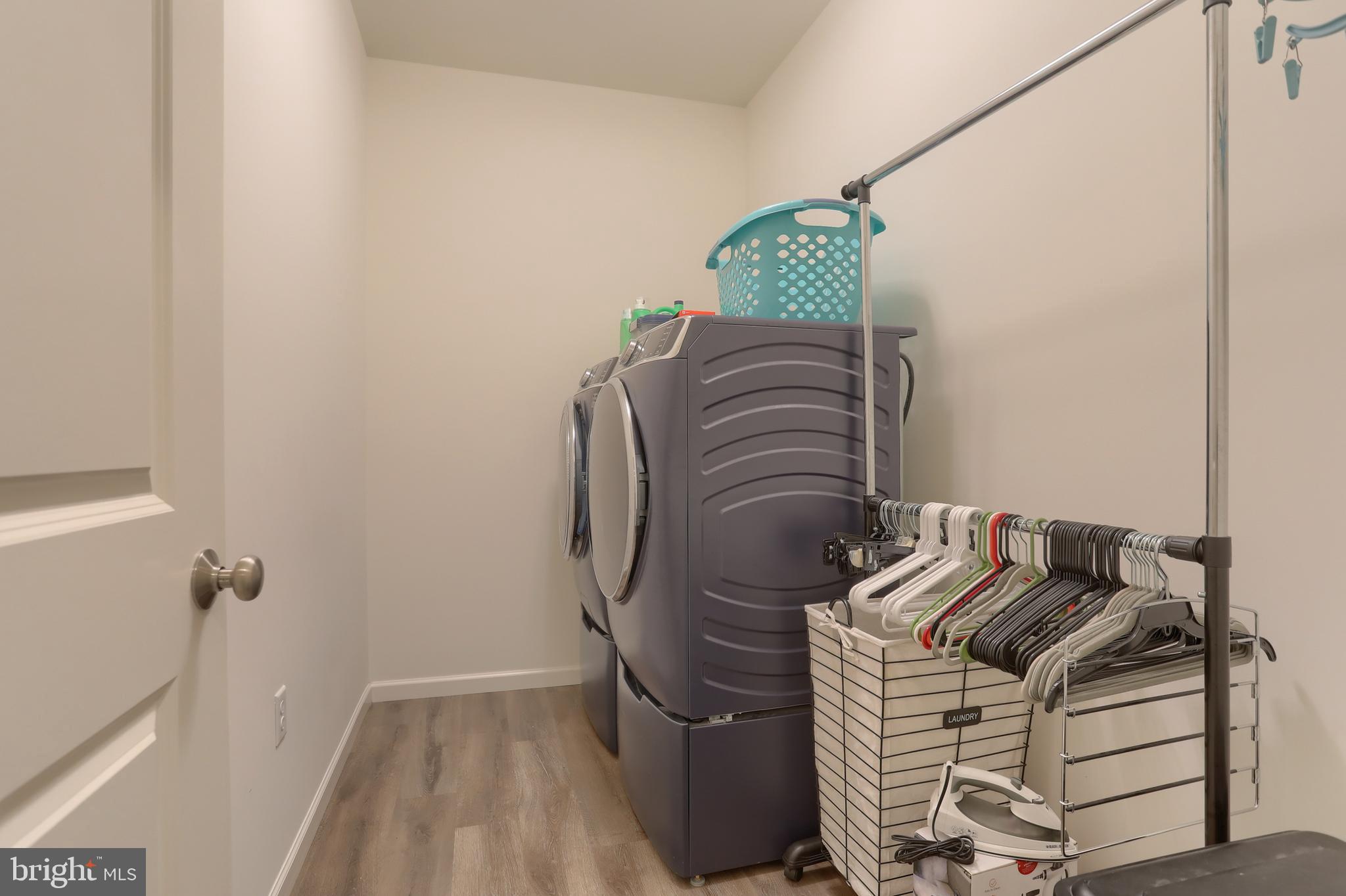 MEADOWS AT BACHMAN RUN - Residential