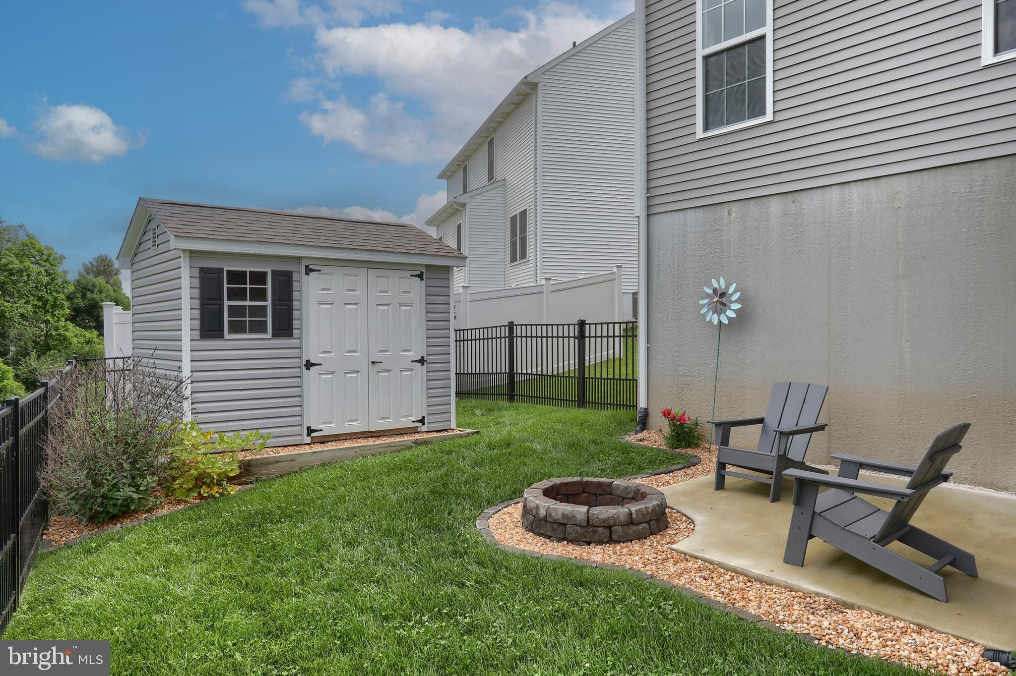 MEADOWS AT BACHMAN RUN - Residential