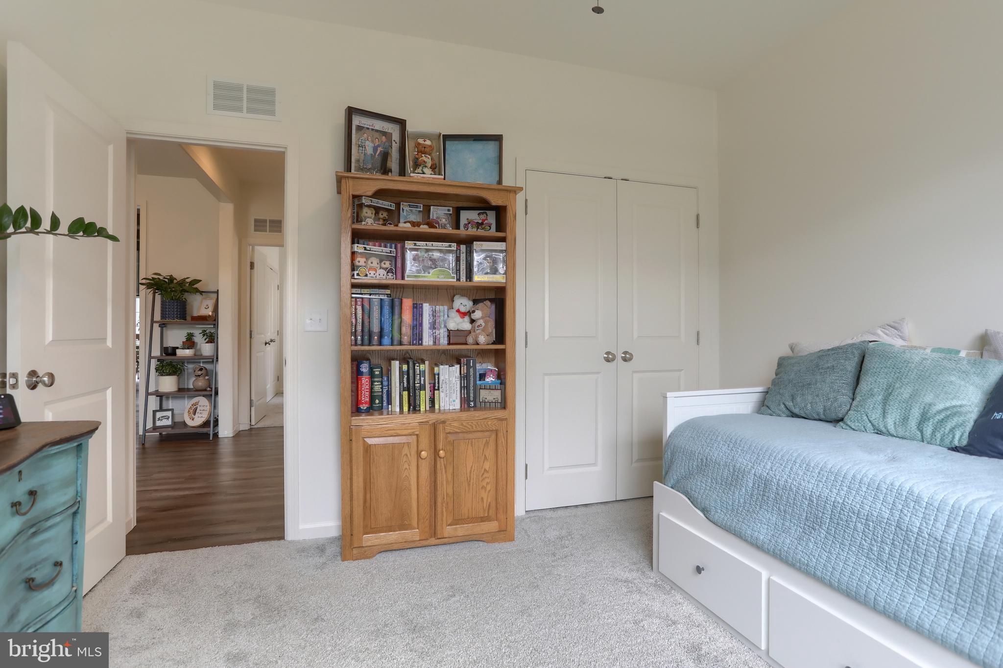 MEADOWS AT BACHMAN RUN - Residential