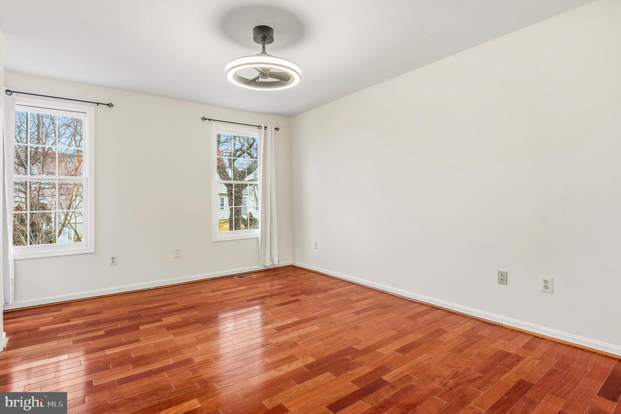 MEADOWVALE - Residential