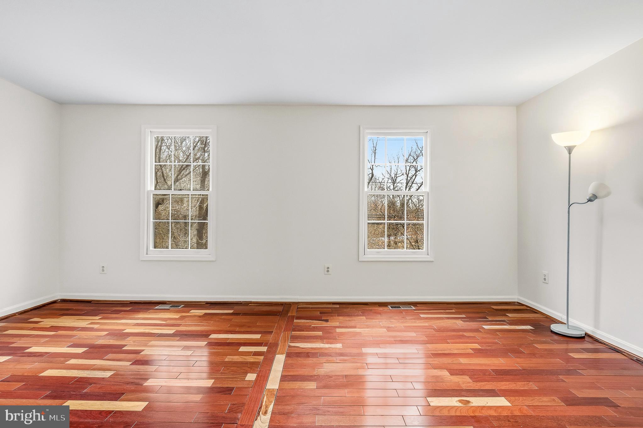 MEADOWVALE - Residential