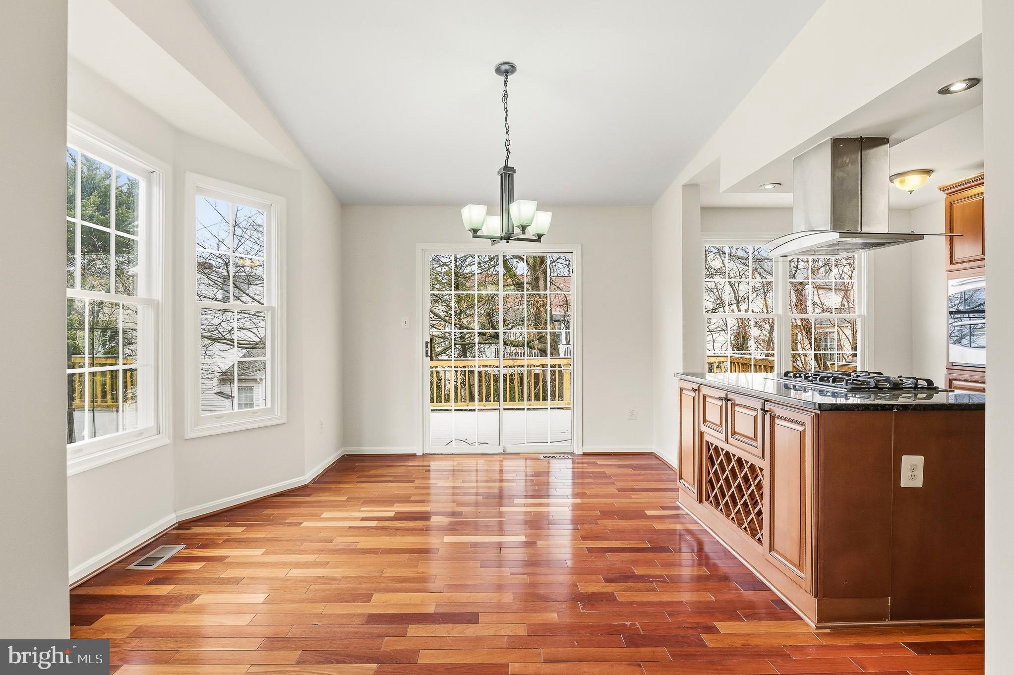 MEADOWVALE - Residential