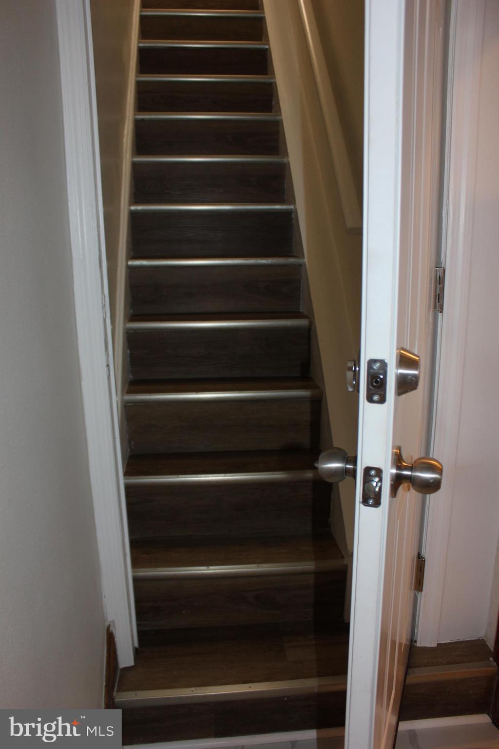 LOWER MOYAMENSING - Residential Lease