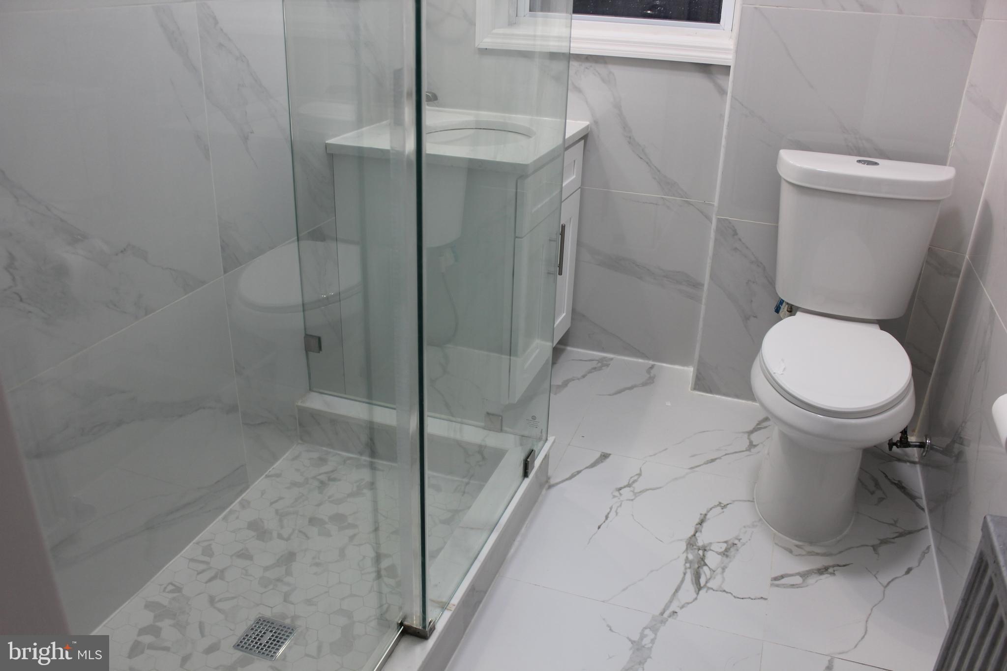 LOWER MOYAMENSING - Residential Lease