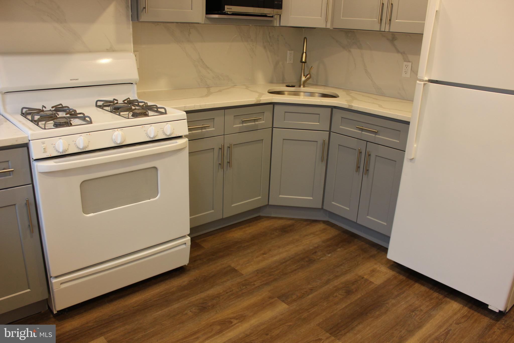 LOWER MOYAMENSING - Residential Lease