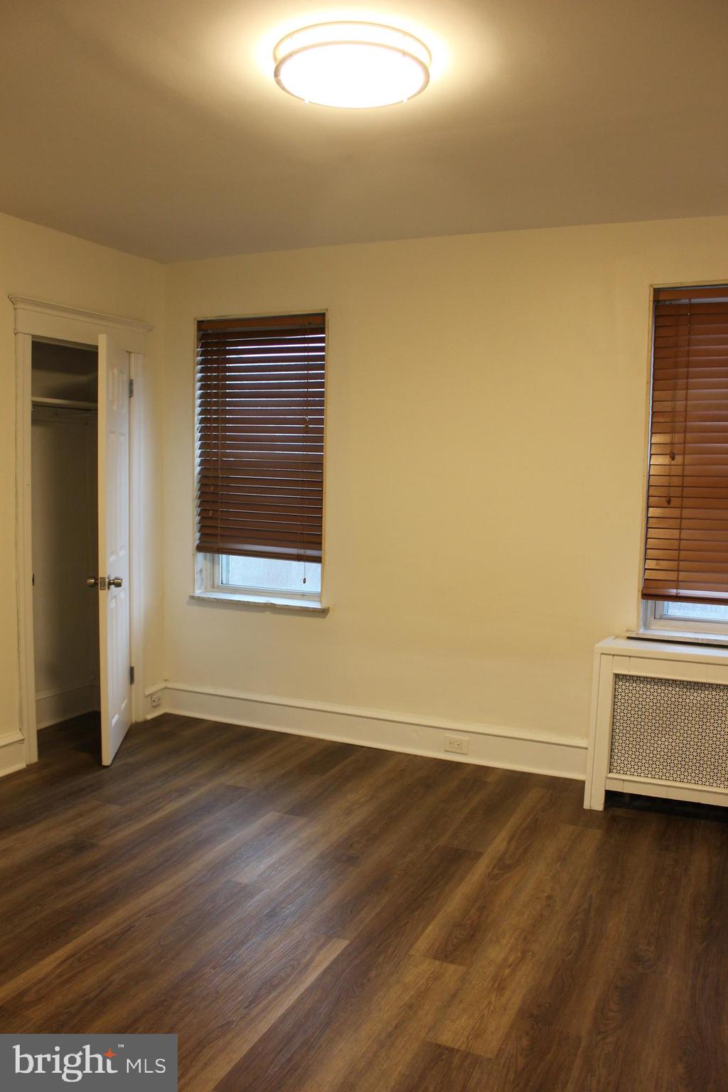 LOWER MOYAMENSING - Residential Lease