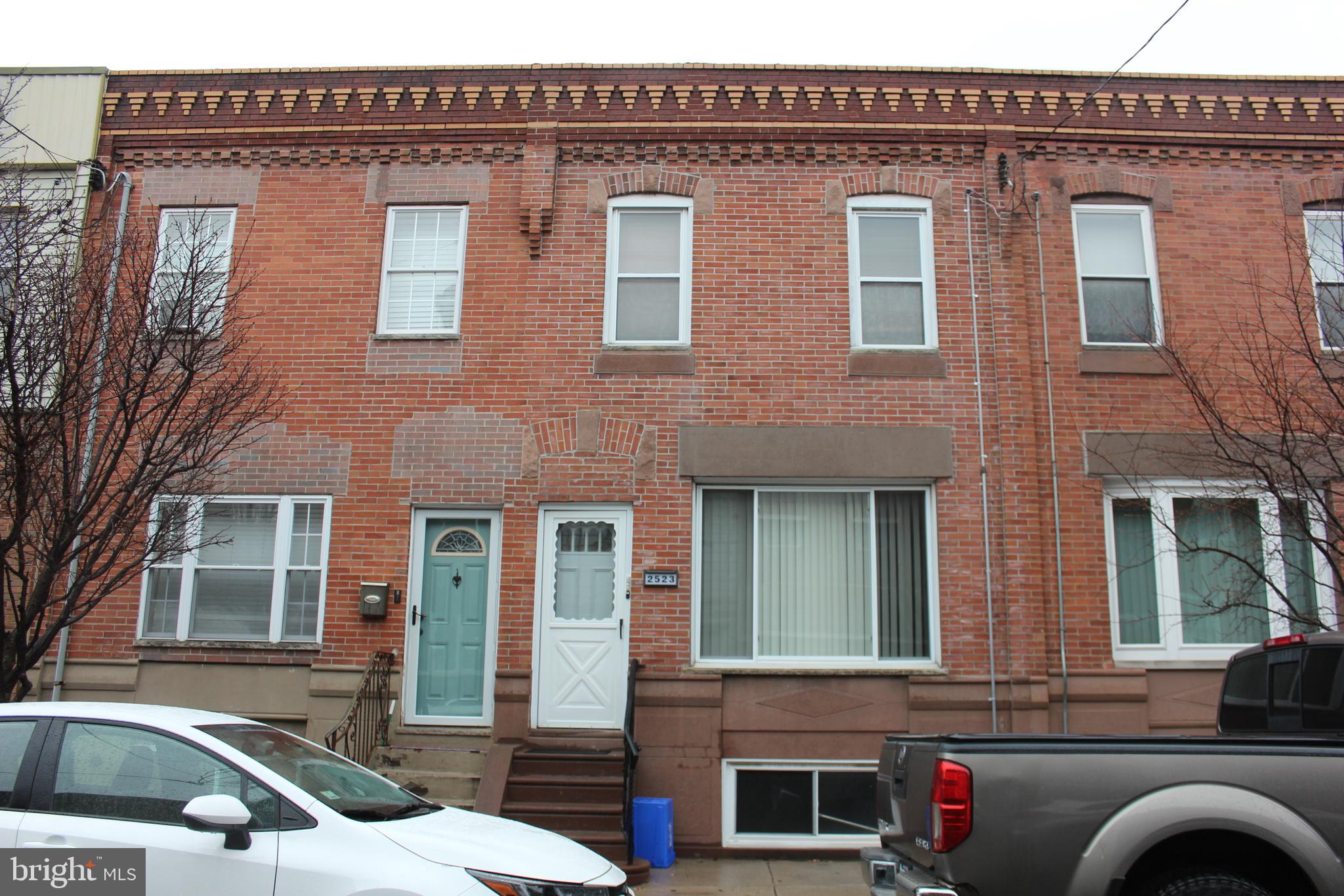 LOWER MOYAMENSING - Residential Lease