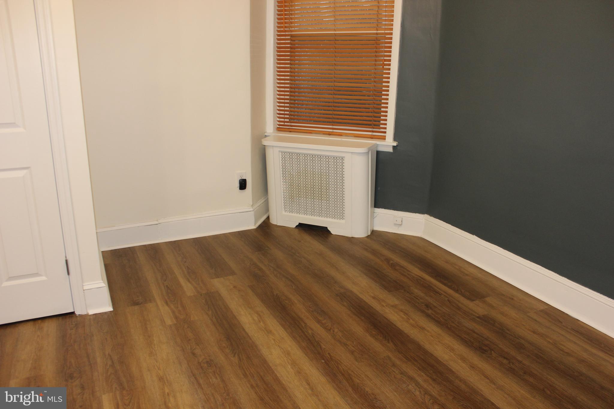 LOWER MOYAMENSING - Residential Lease