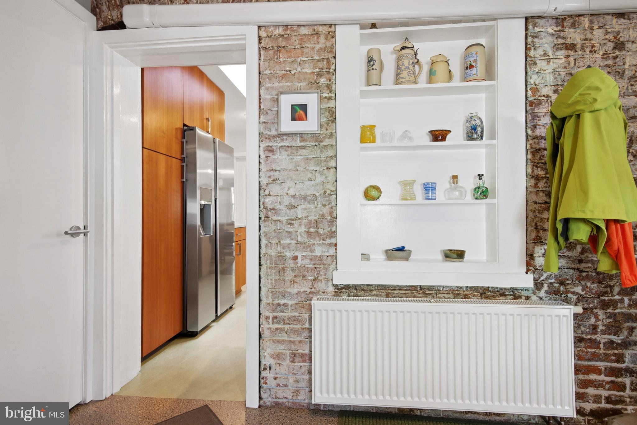 CHESTNUT HILL - Residential