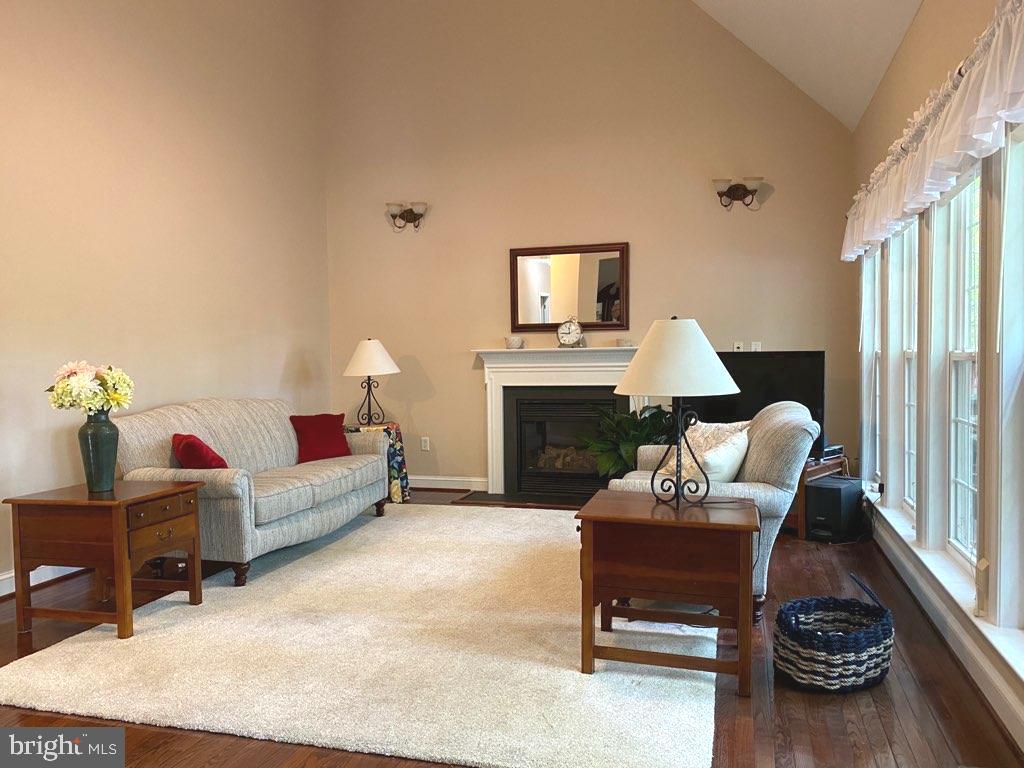 RIO VISTA - Residential