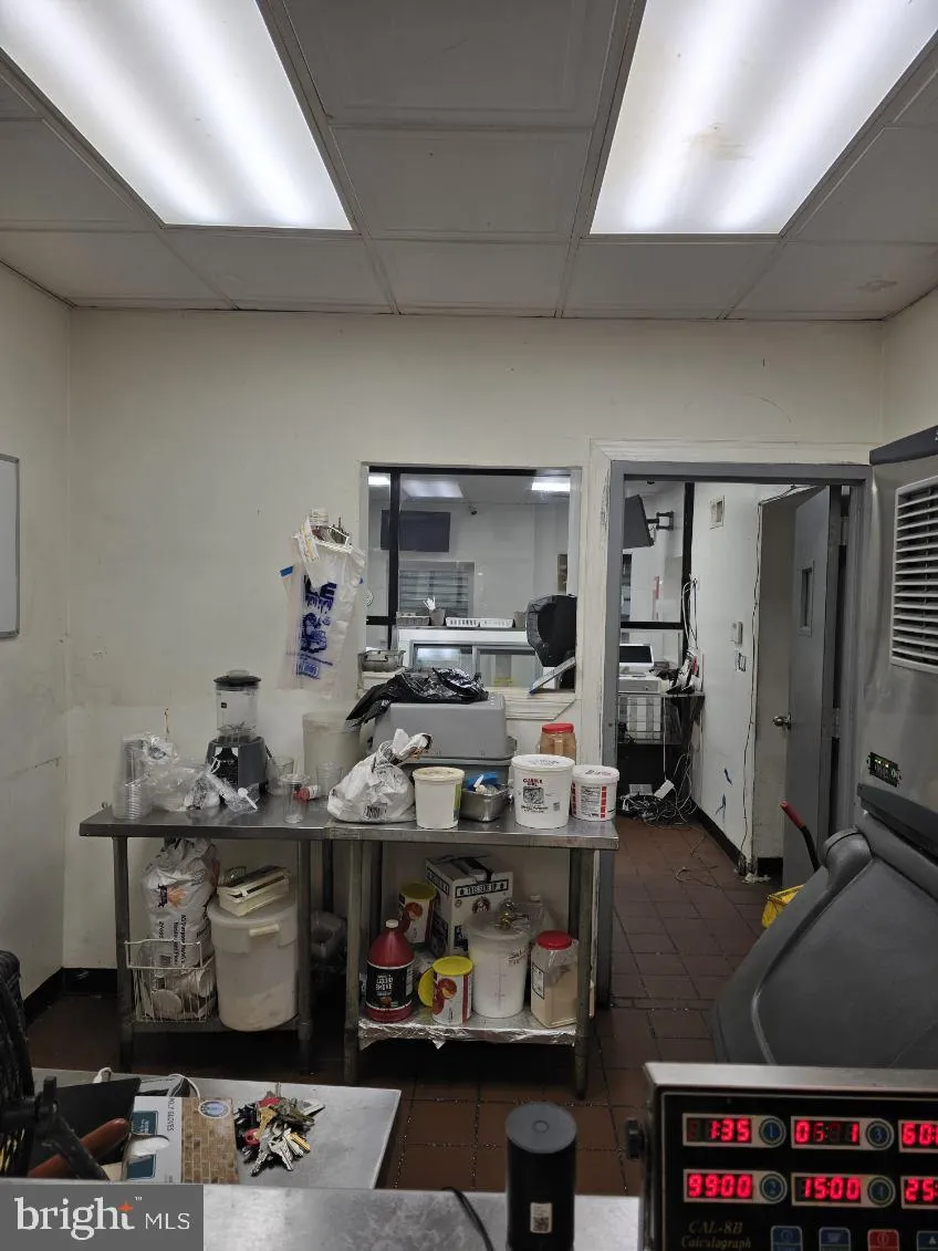 Philadelphia, Pennsylvania 19132, United States, ,Commercial,Active,46721