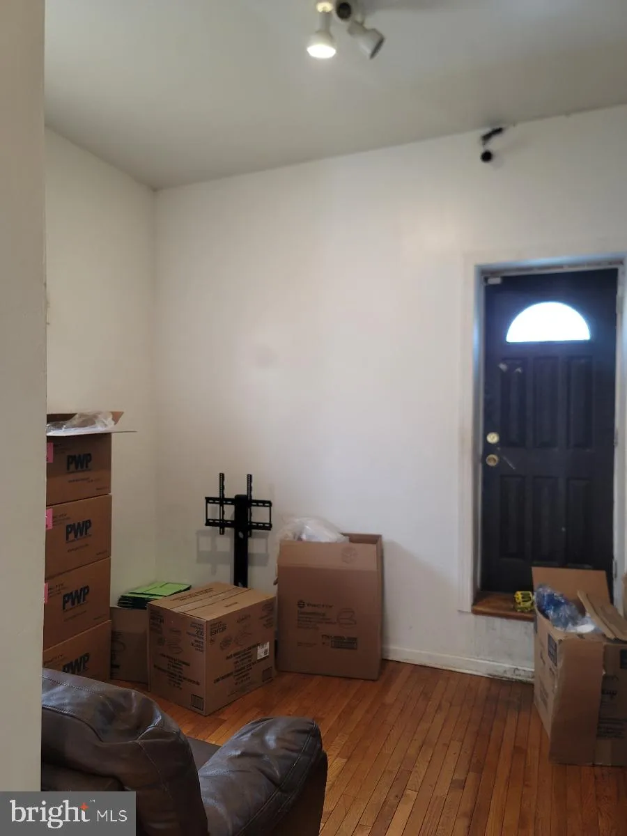 Philadelphia, Pennsylvania 19132, United States, ,Commercial,Active,46721