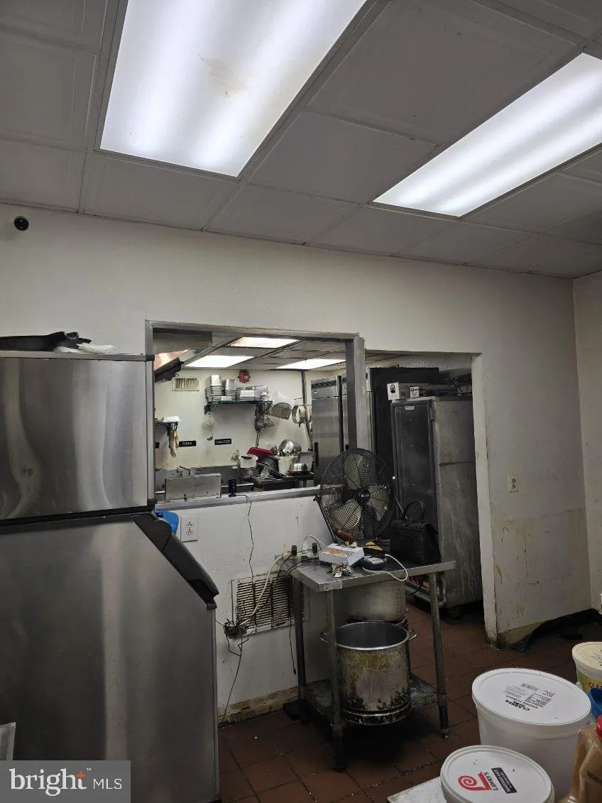 Philadelphia, Pennsylvania 19132, United States, ,Commercial,Active,46721