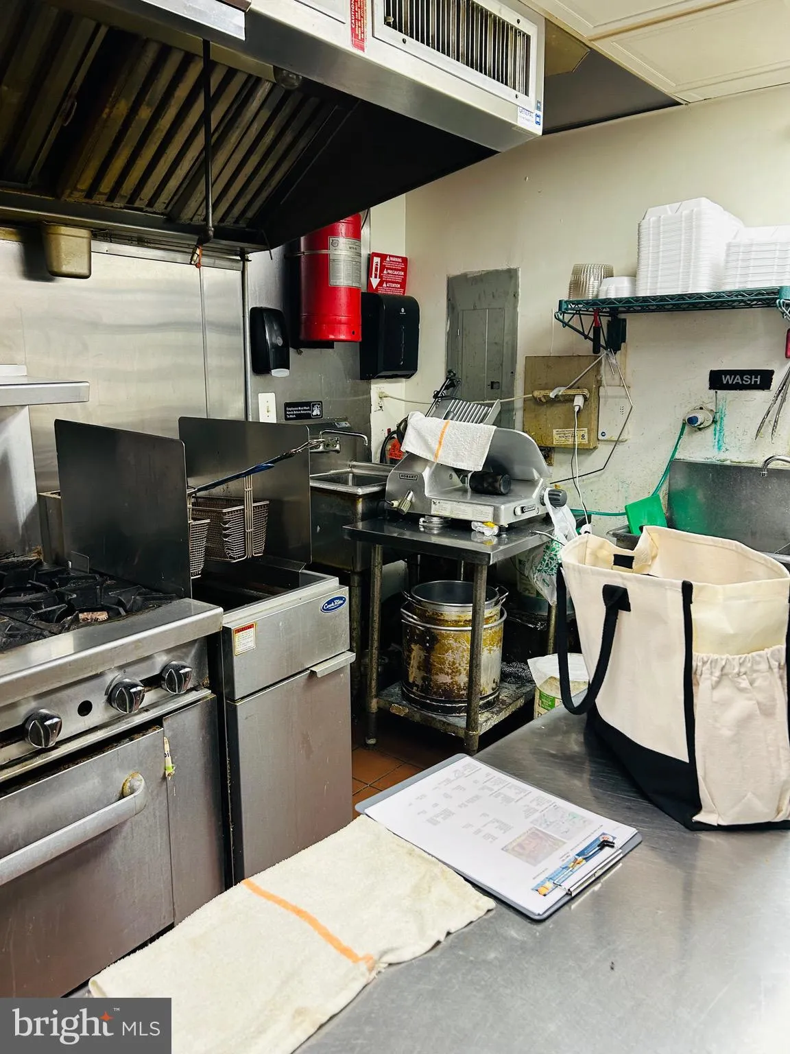 Philadelphia, Pennsylvania 19132, United States, ,Commercial,Active,46721