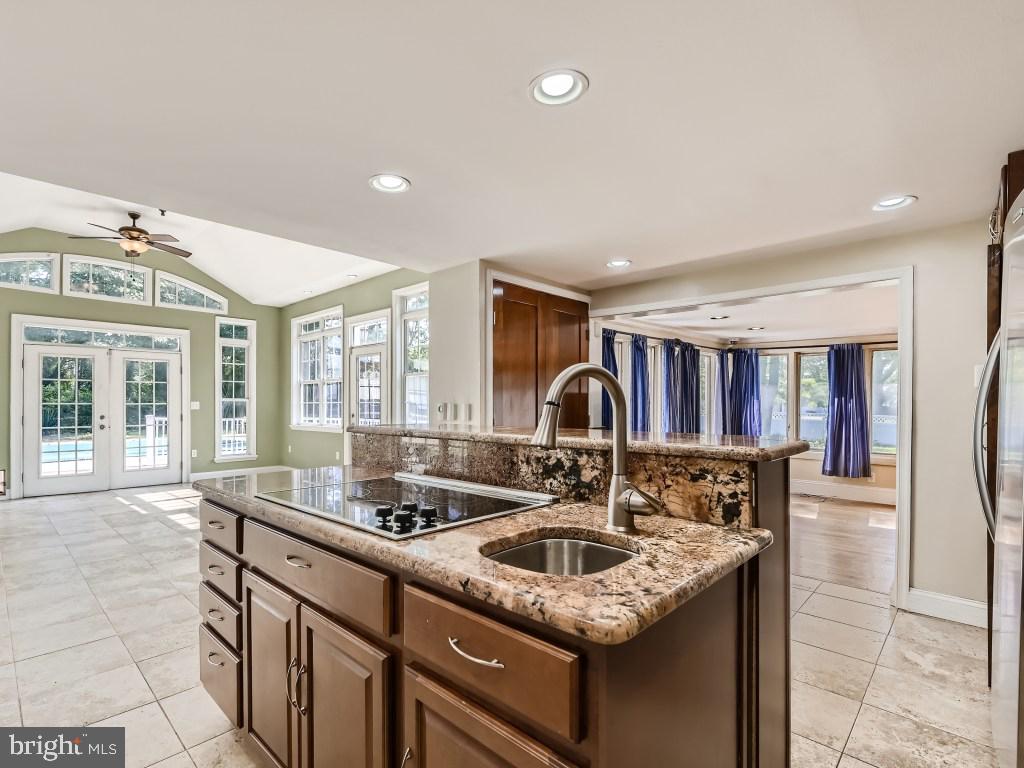 ARUNDEL TERRACE - Residential