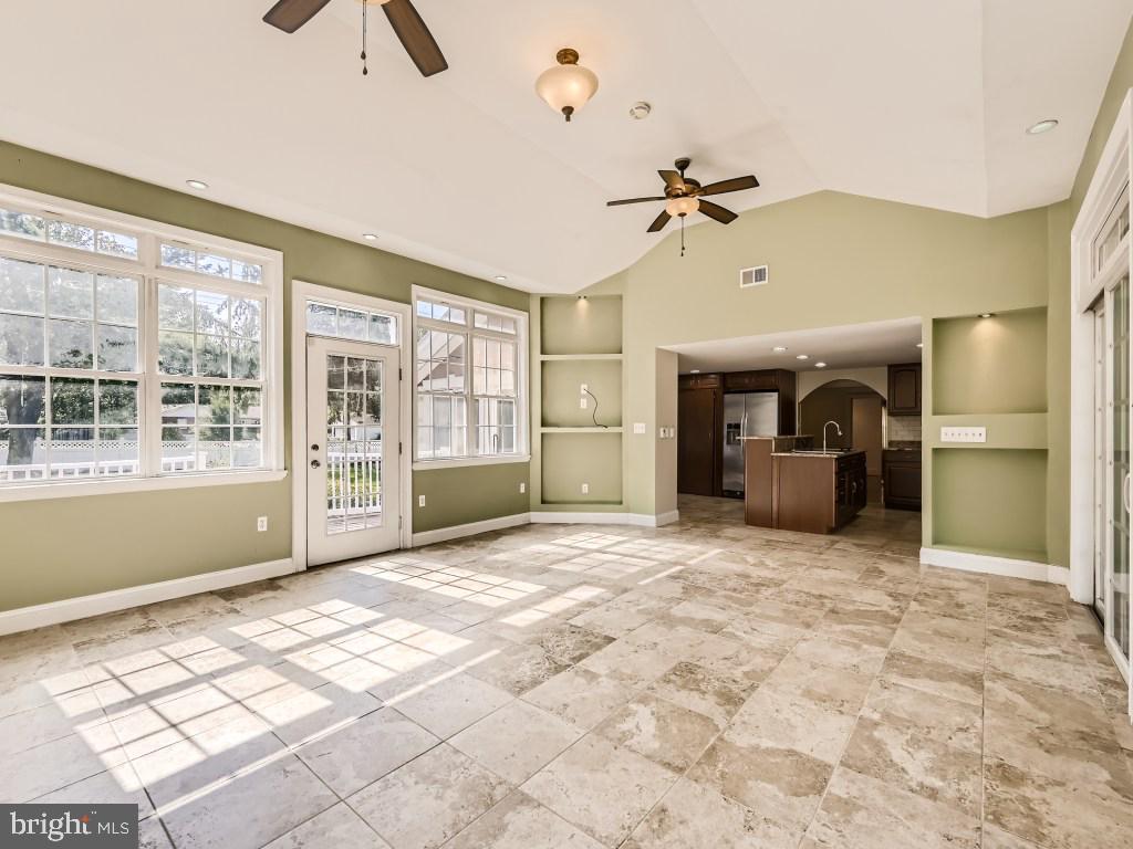 ARUNDEL TERRACE - Residential