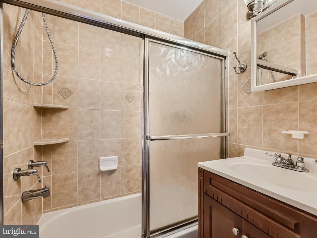 ARUNDEL TERRACE - Residential