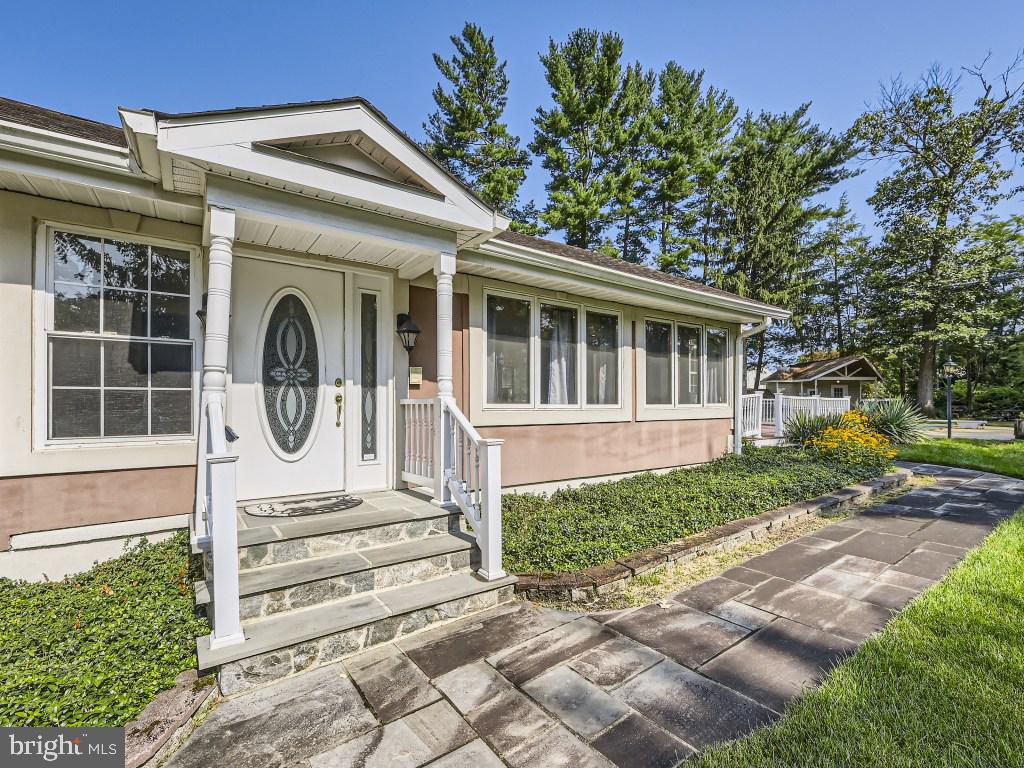 ARUNDEL TERRACE - Residential