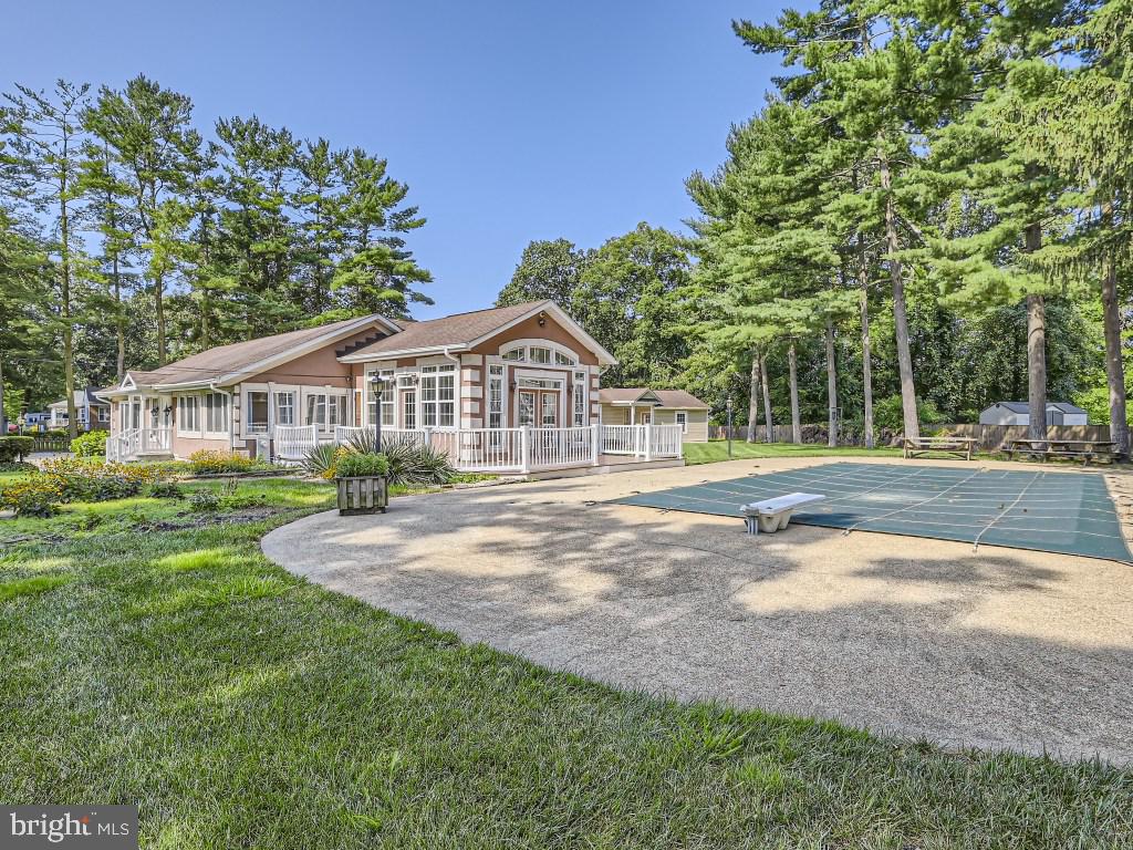 ARUNDEL TERRACE - Residential