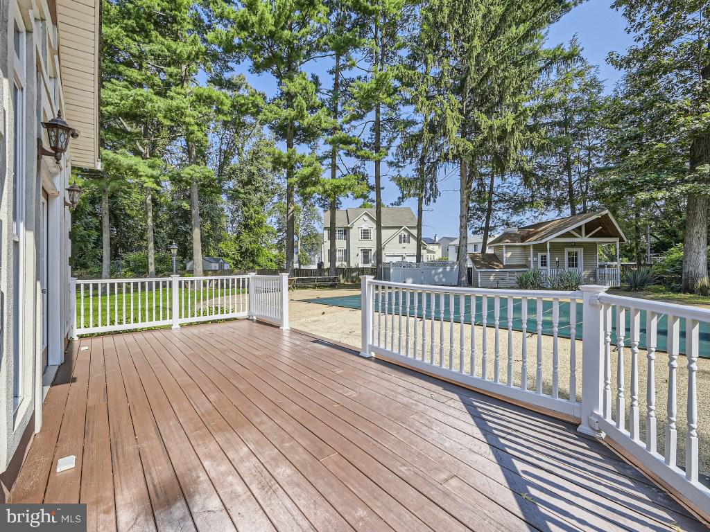 ARUNDEL TERRACE - Residential