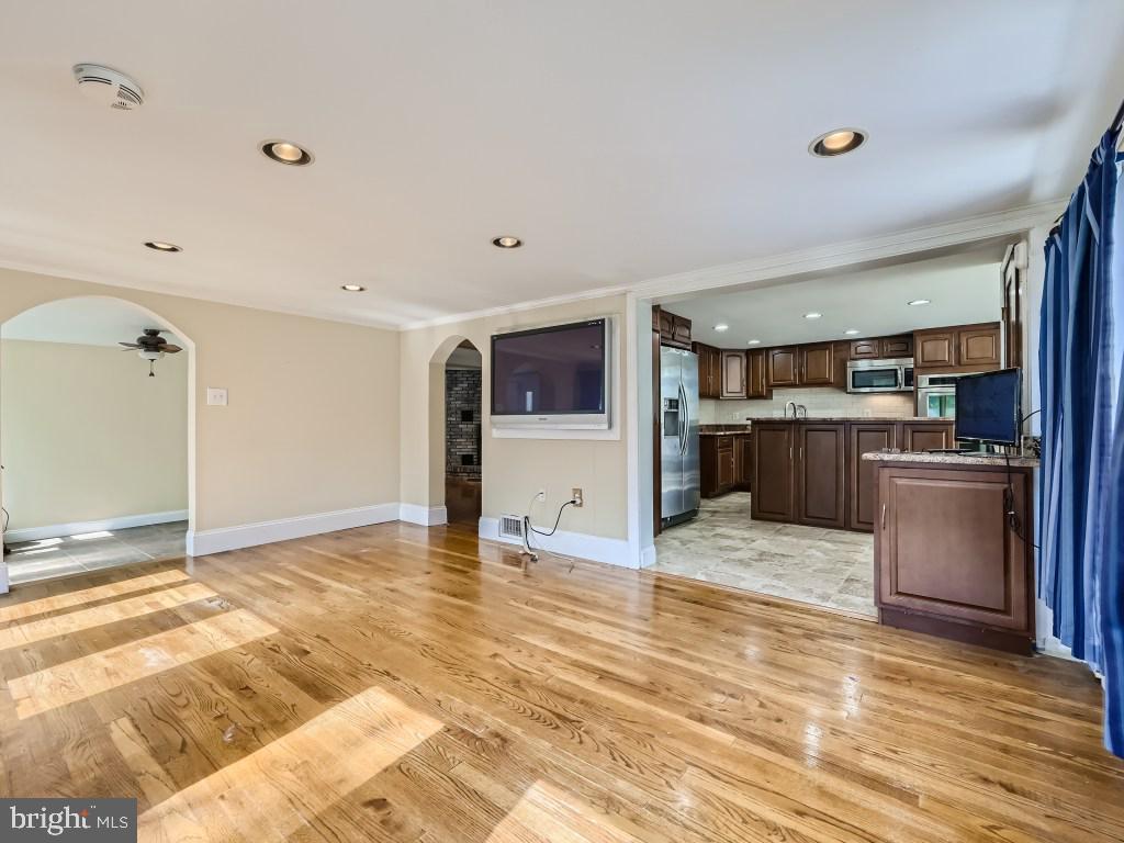 ARUNDEL TERRACE - Residential