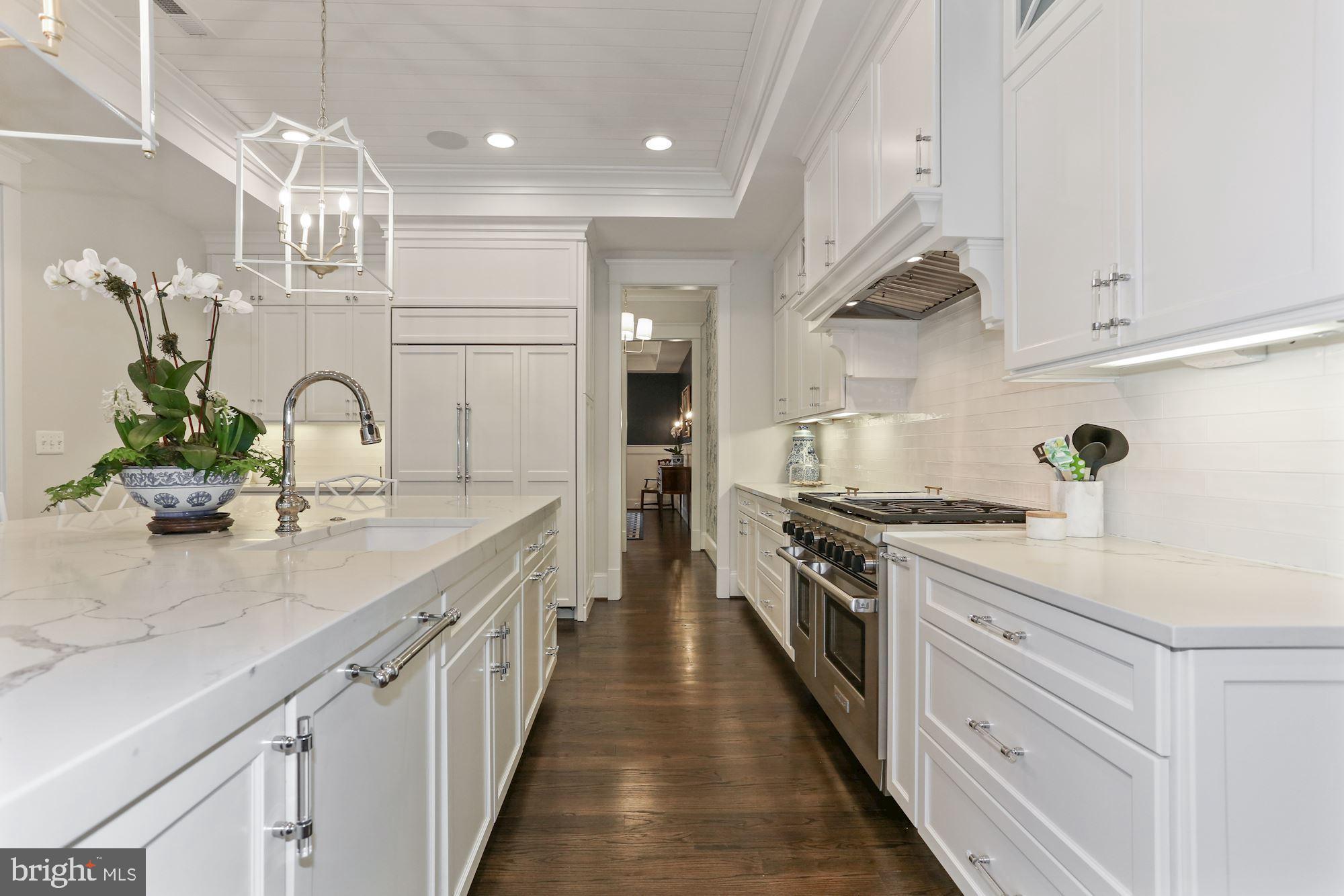 BELLEVUE FOREST - Residential