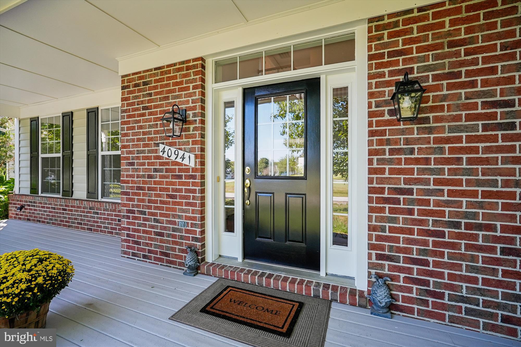 40941 SYCAMORE CREEK LANE