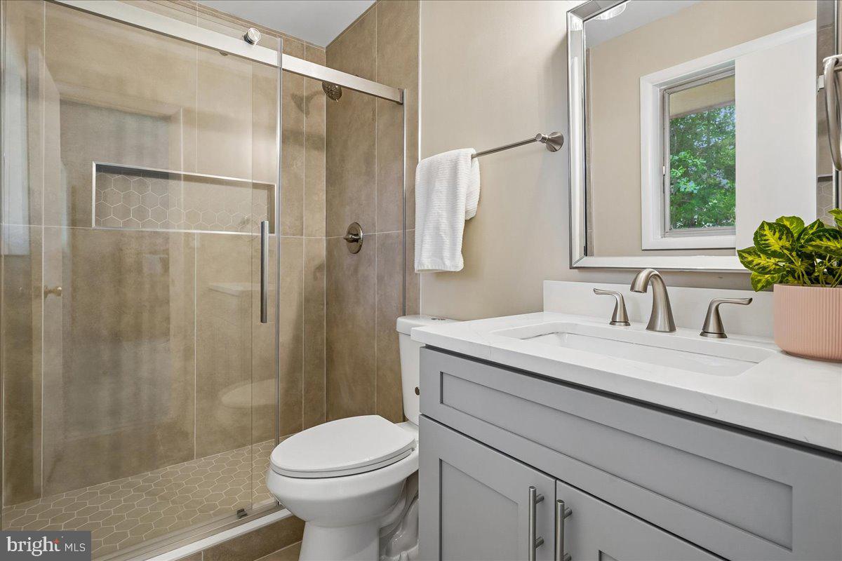 MONTCLAIR - Residential