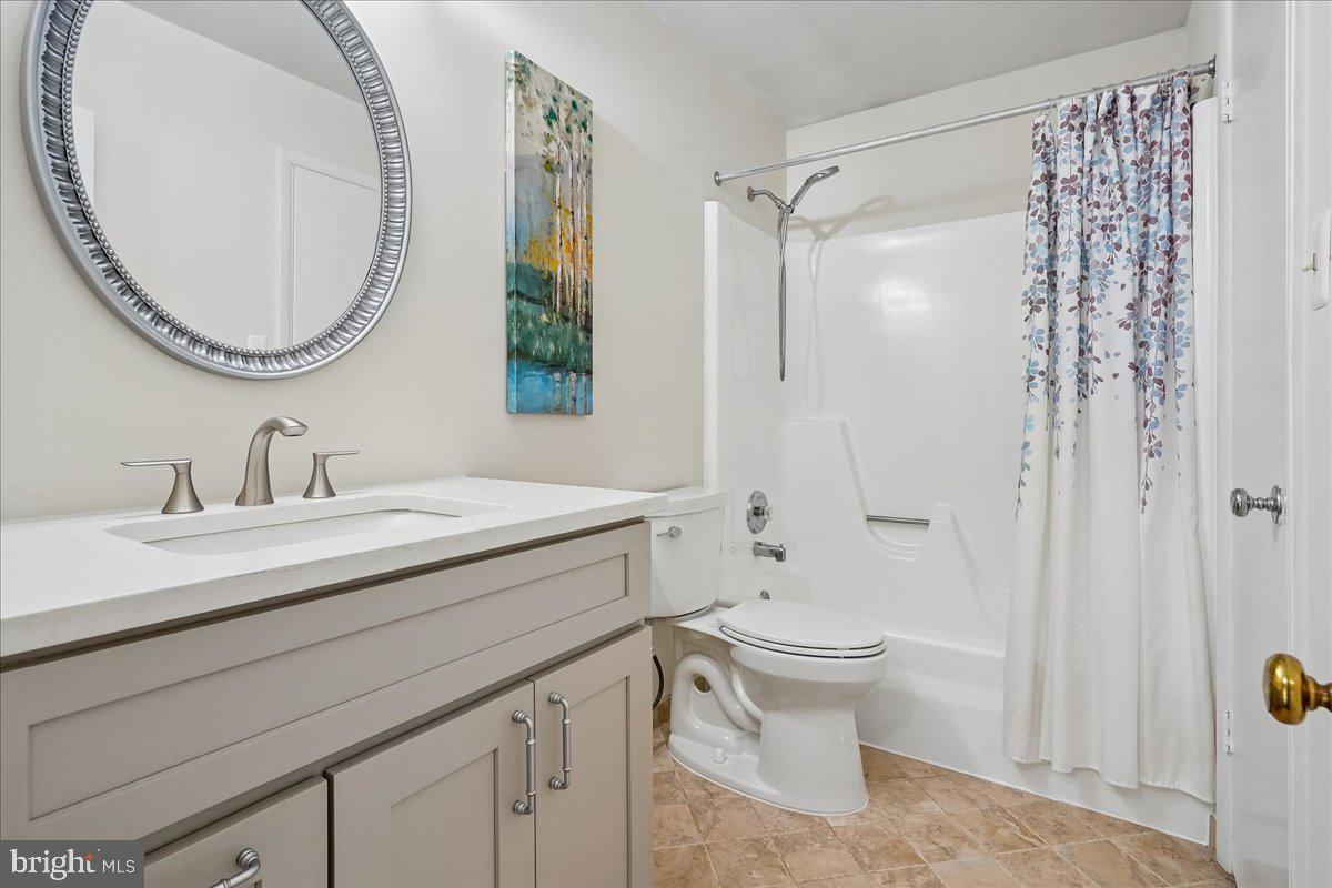MONTCLAIR - Residential