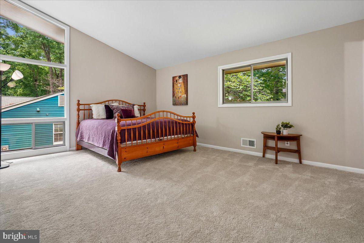 MONTCLAIR - Residential