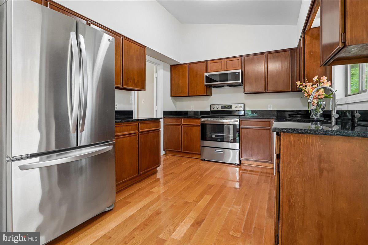 MONTCLAIR - Residential