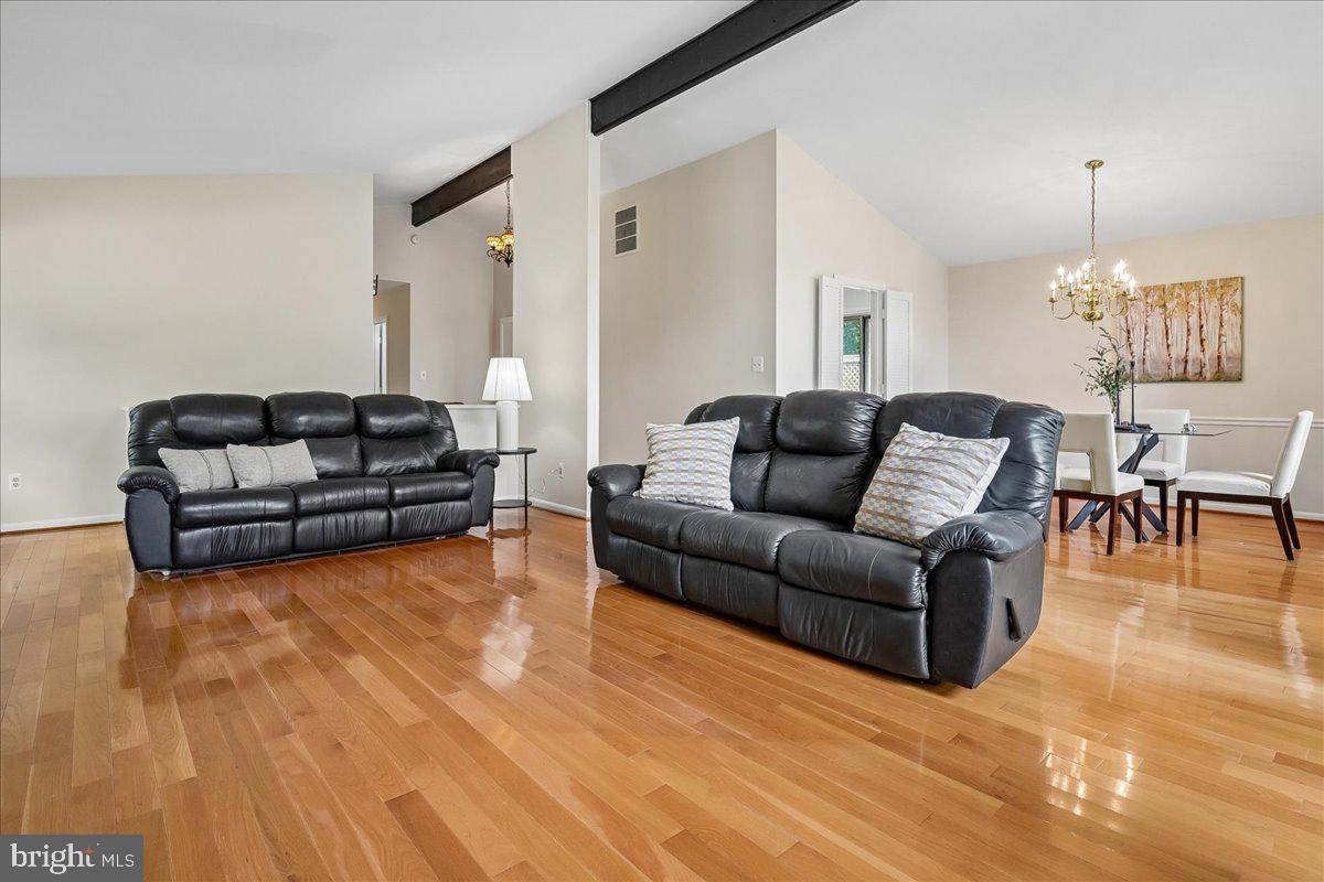MONTCLAIR - Residential