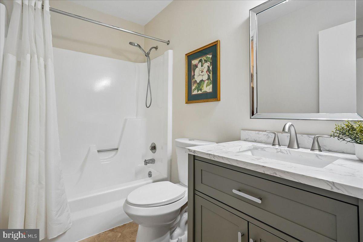 MONTCLAIR - Residential