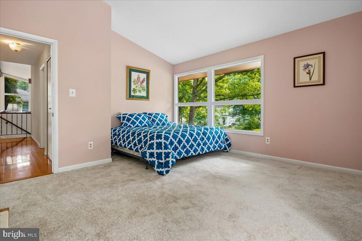 MONTCLAIR - Residential