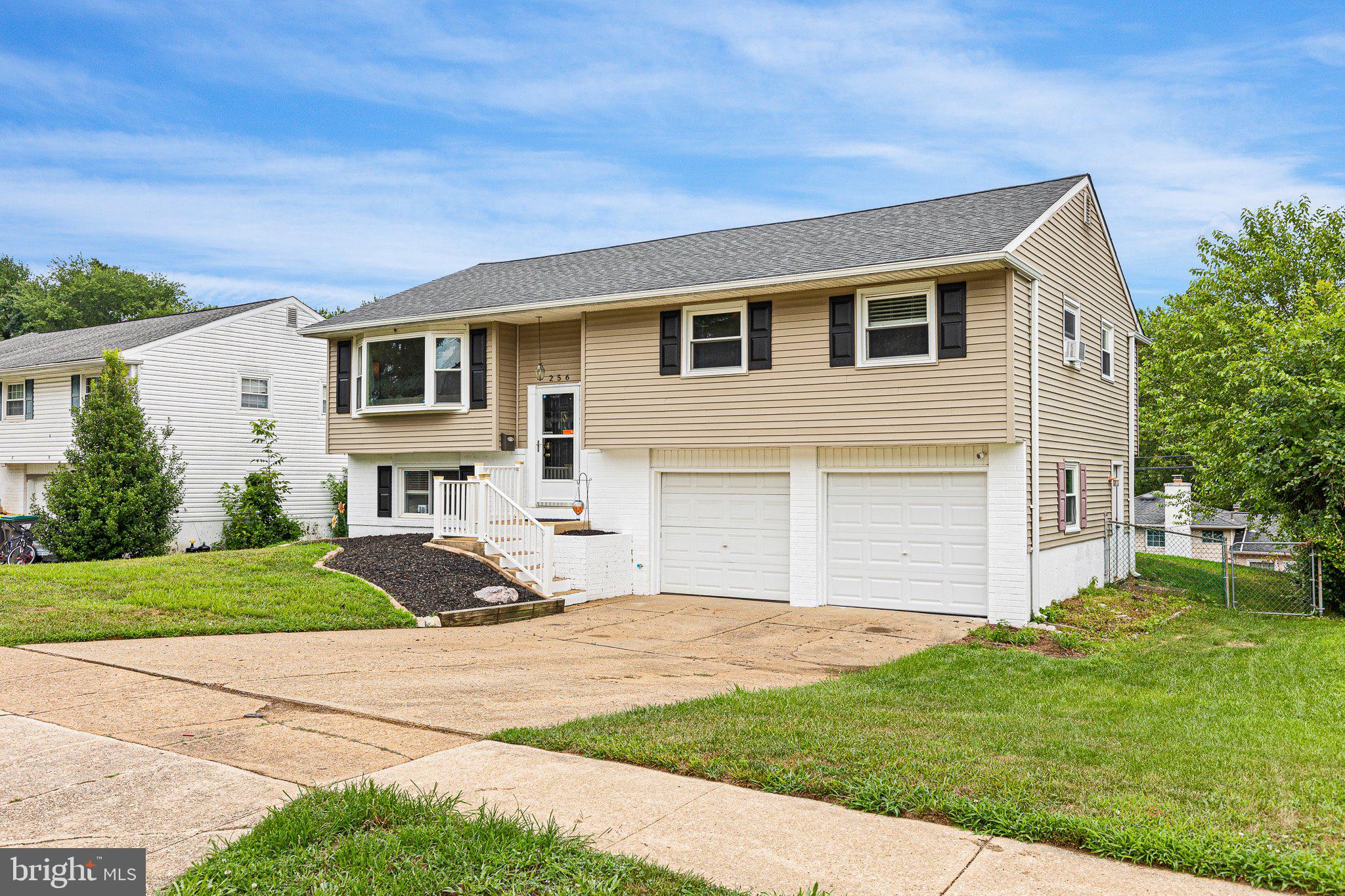 256 S DILLWYN ROAD