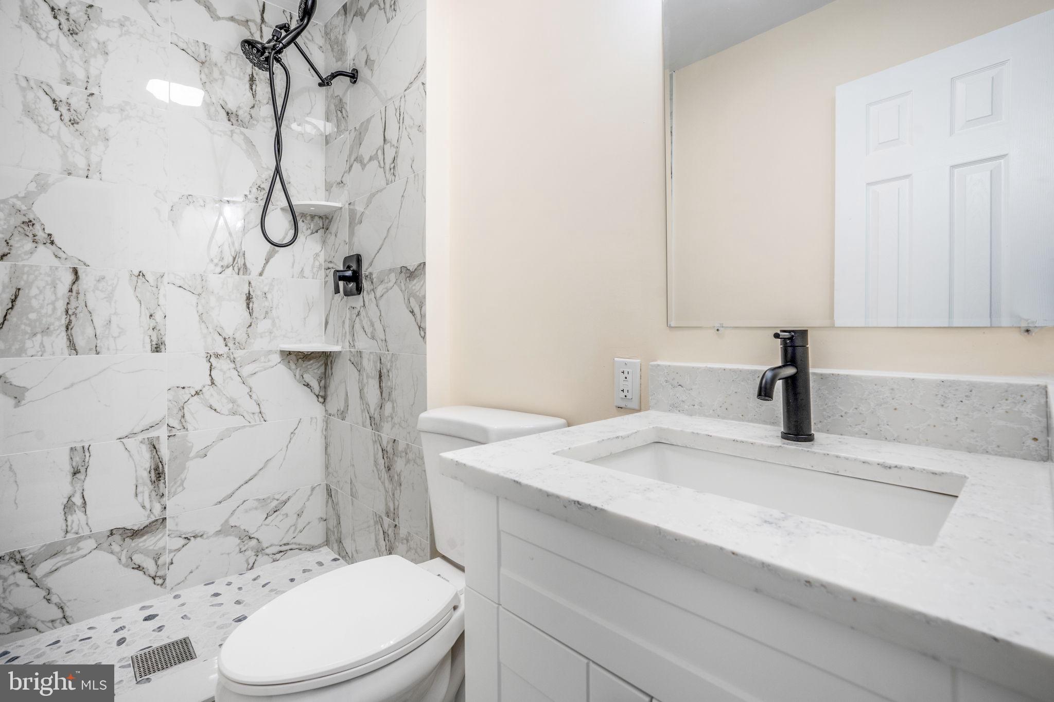 KINGS POINT - Residential Lease