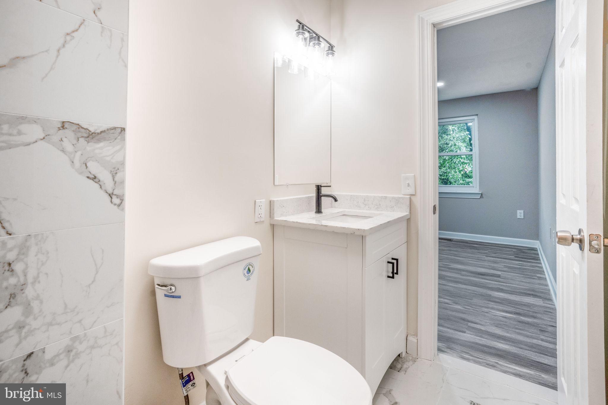 KINGS POINT - Residential Lease