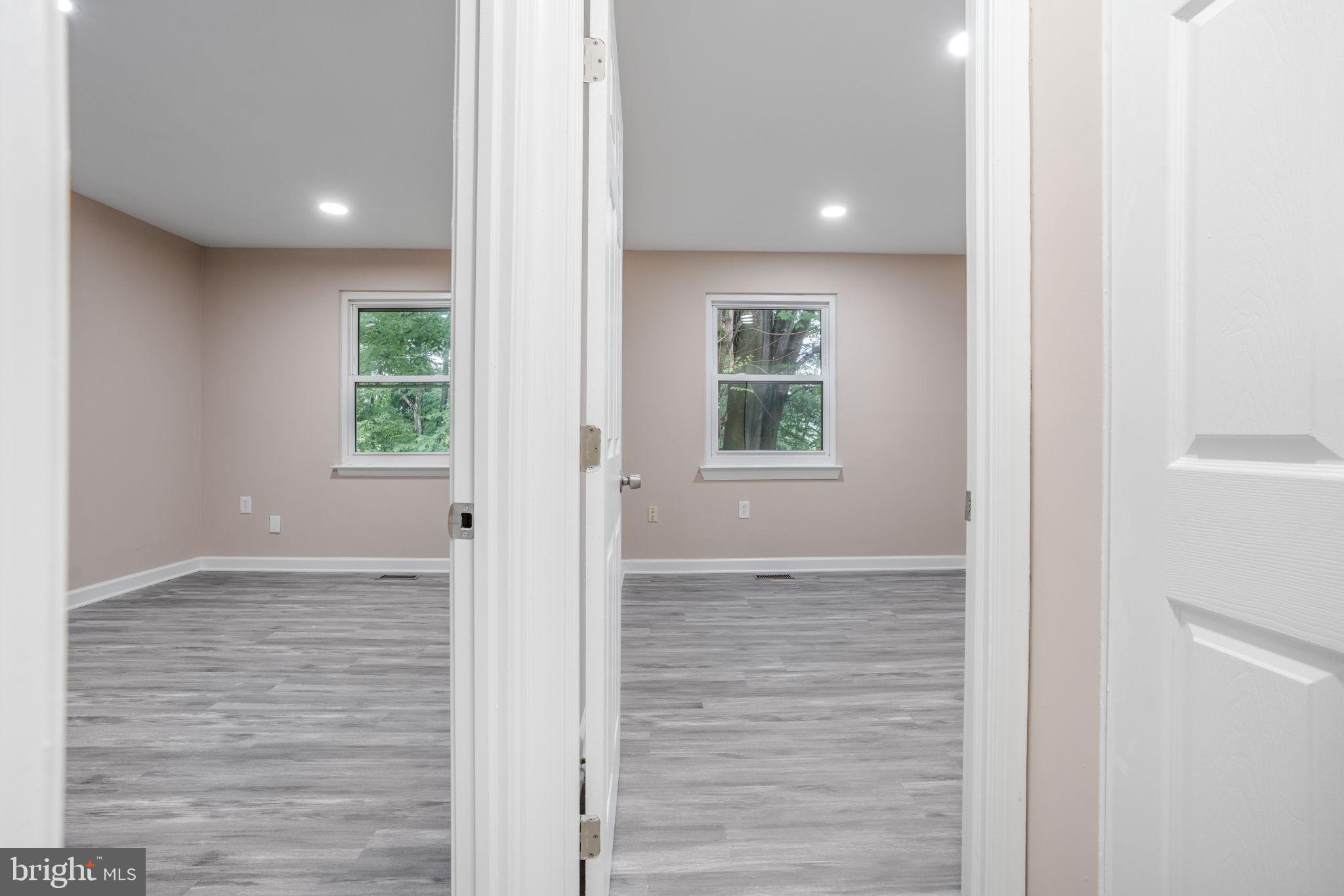 KINGS POINT - Residential Lease