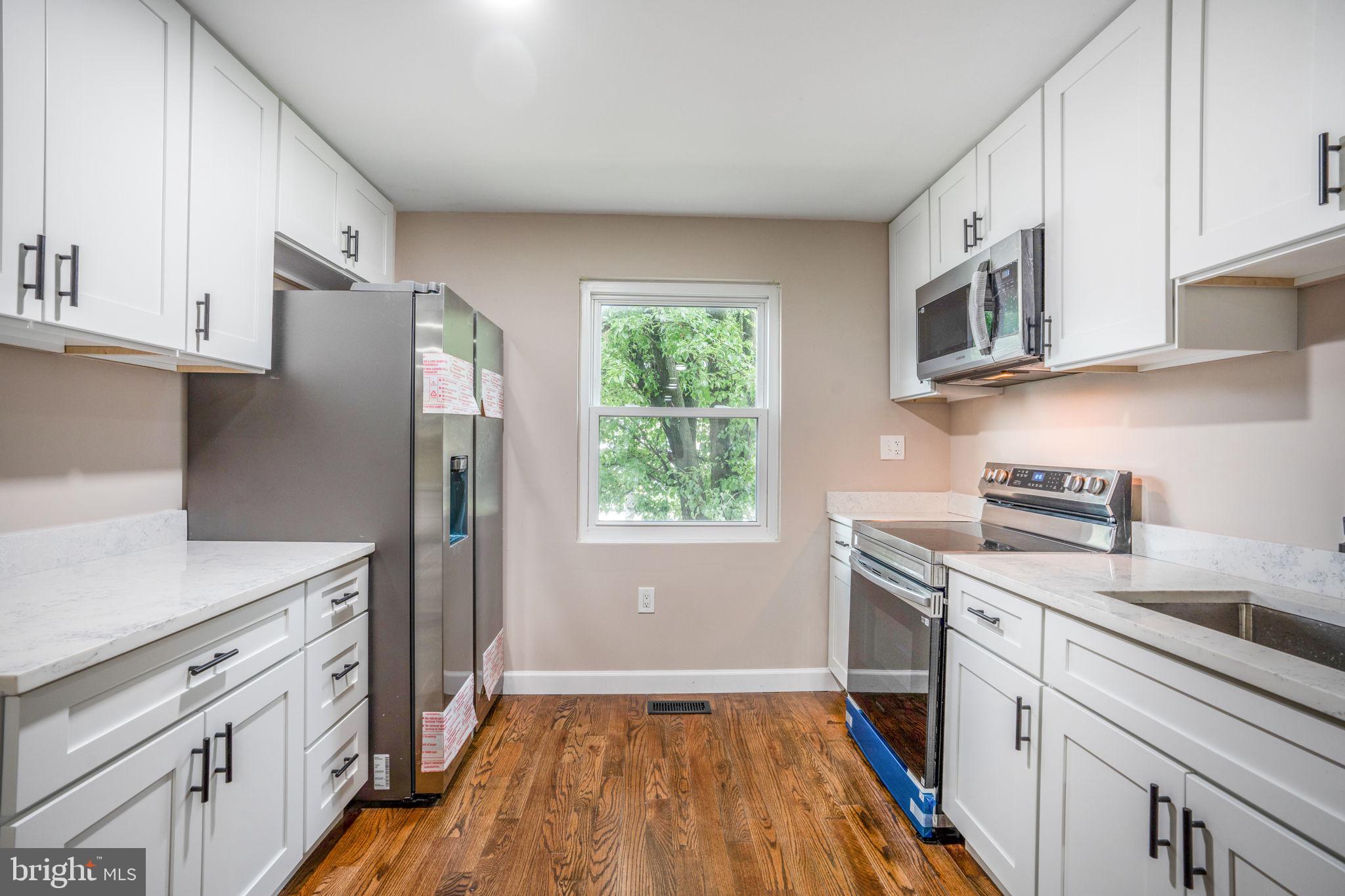 KINGS POINT - Residential Lease