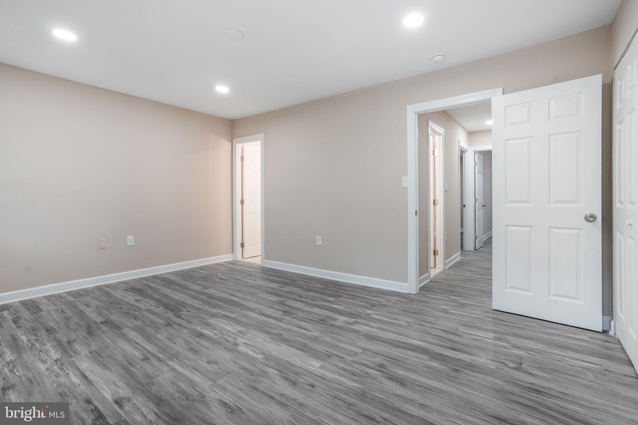 KINGS POINT - Residential Lease