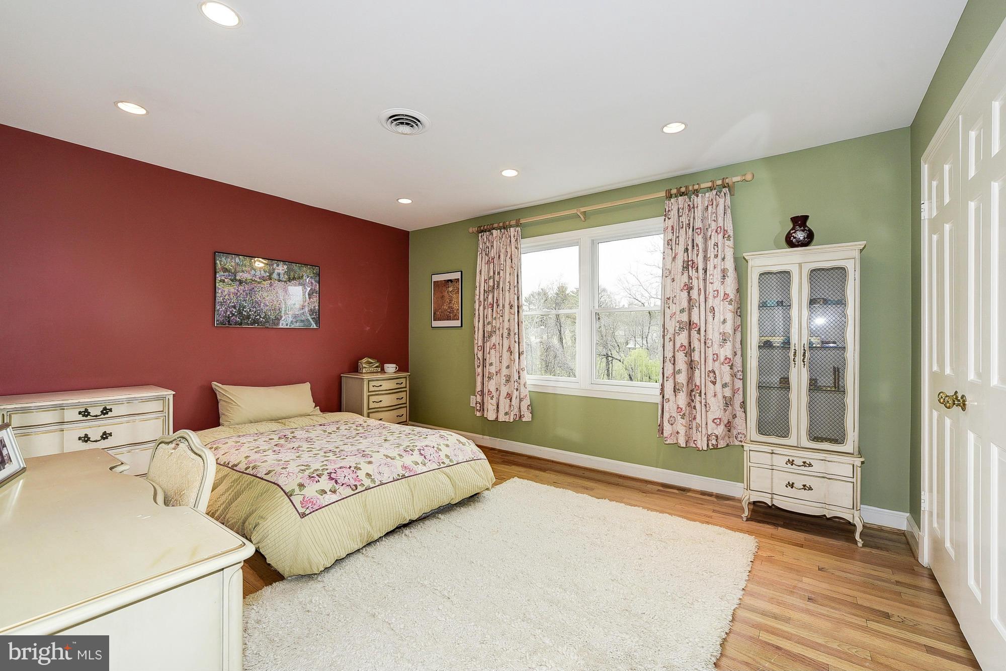 PINEY GLEN FARMS - Residential