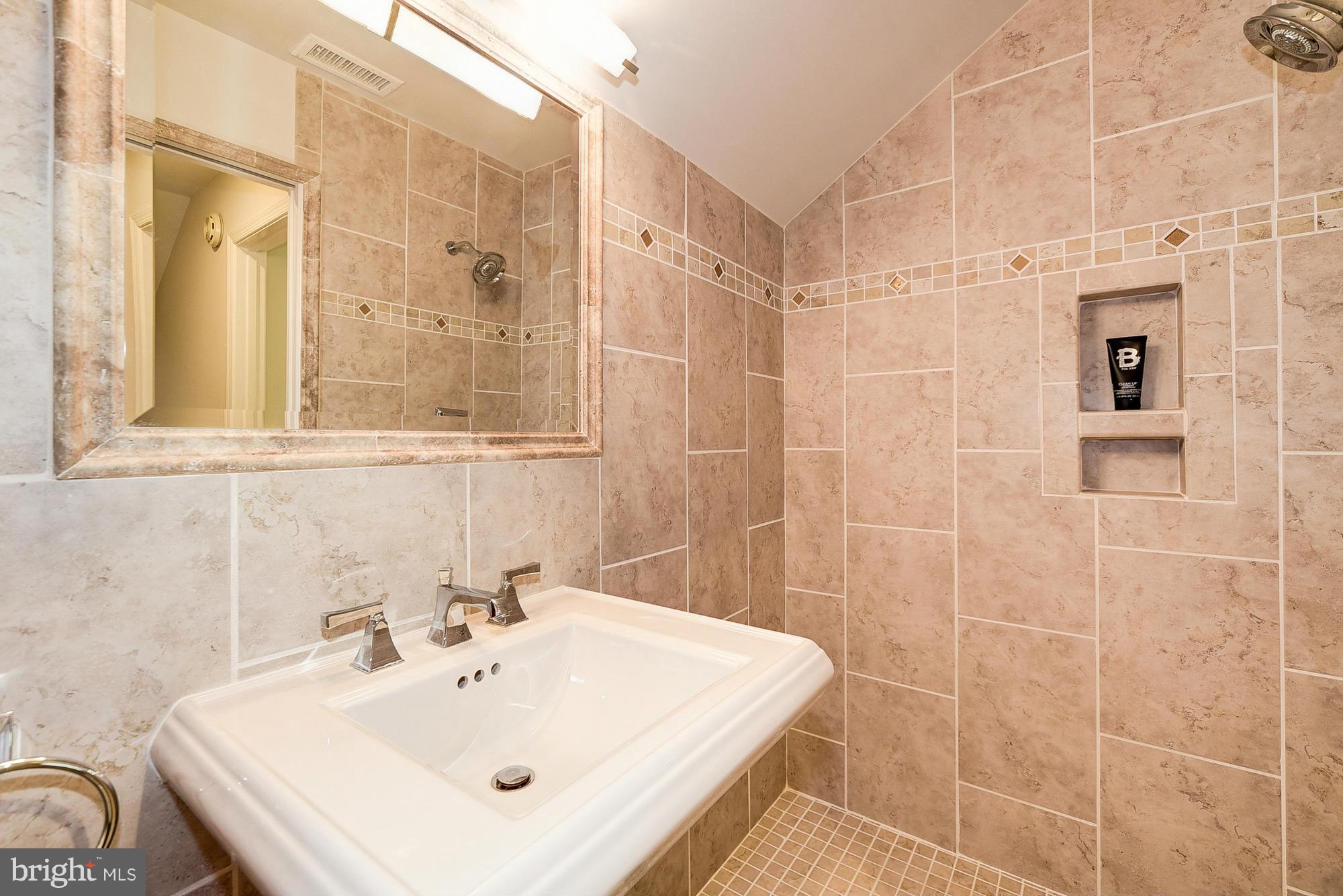 PINEY GLEN FARMS - Residential