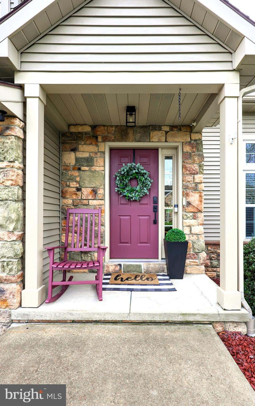 Photo of 102 Bloomfield Drive, EPHRATA, PA 17522 (MLS # PALA2089988)