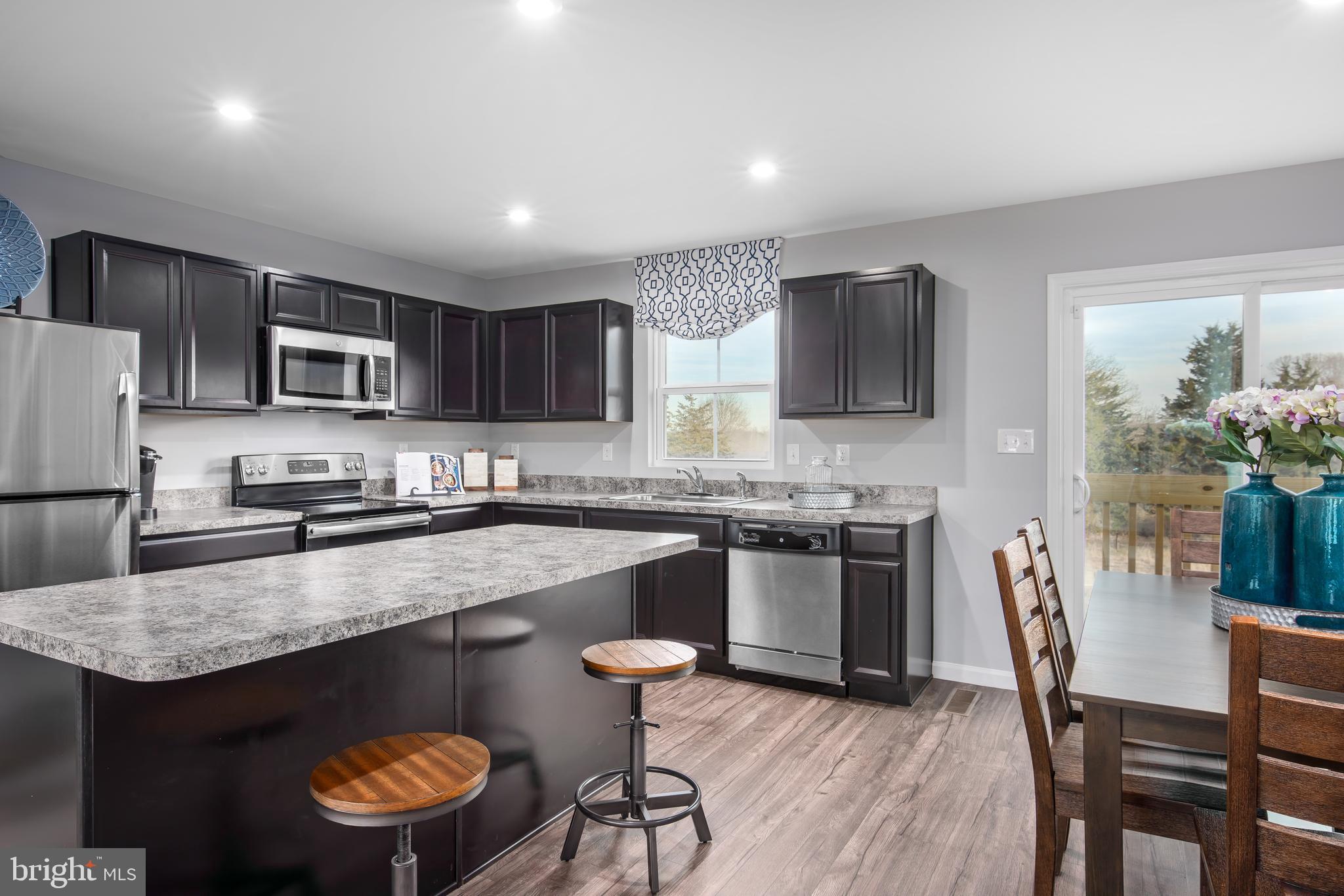 RIDGELY FOREST - Residential