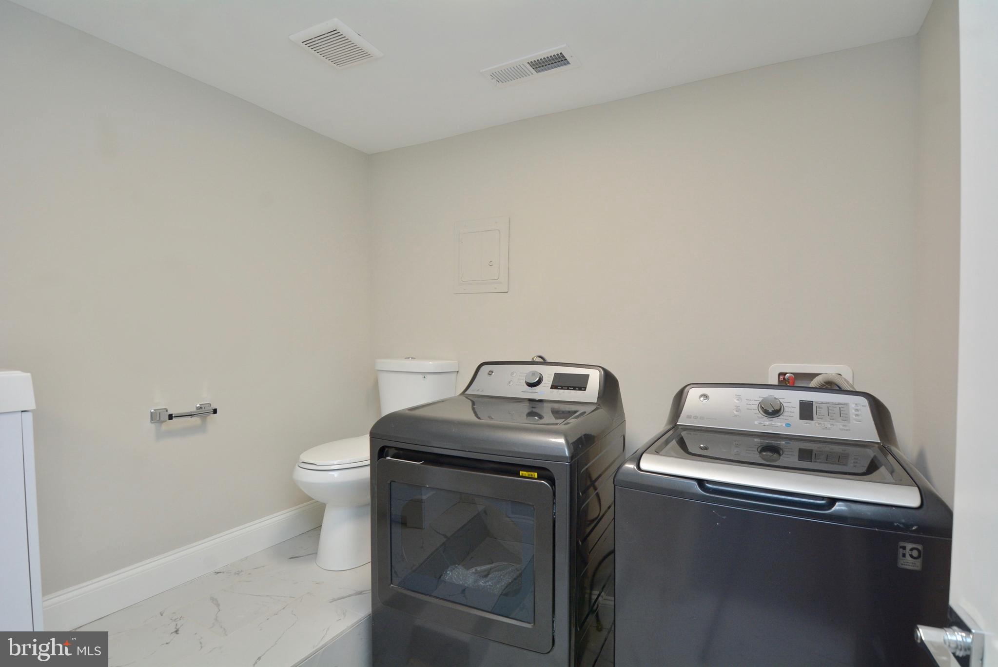 FOREST HEIGHTS - Residential