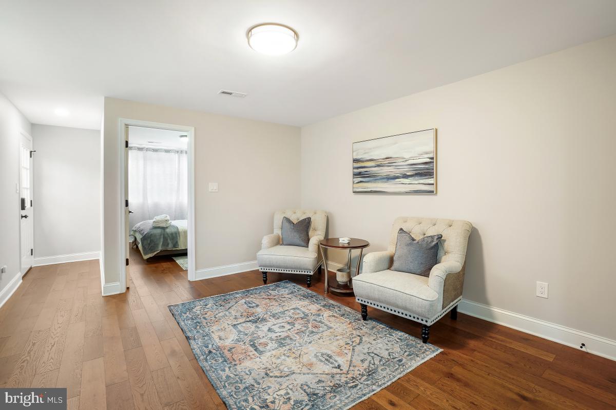 BELTSVILLE - Residential