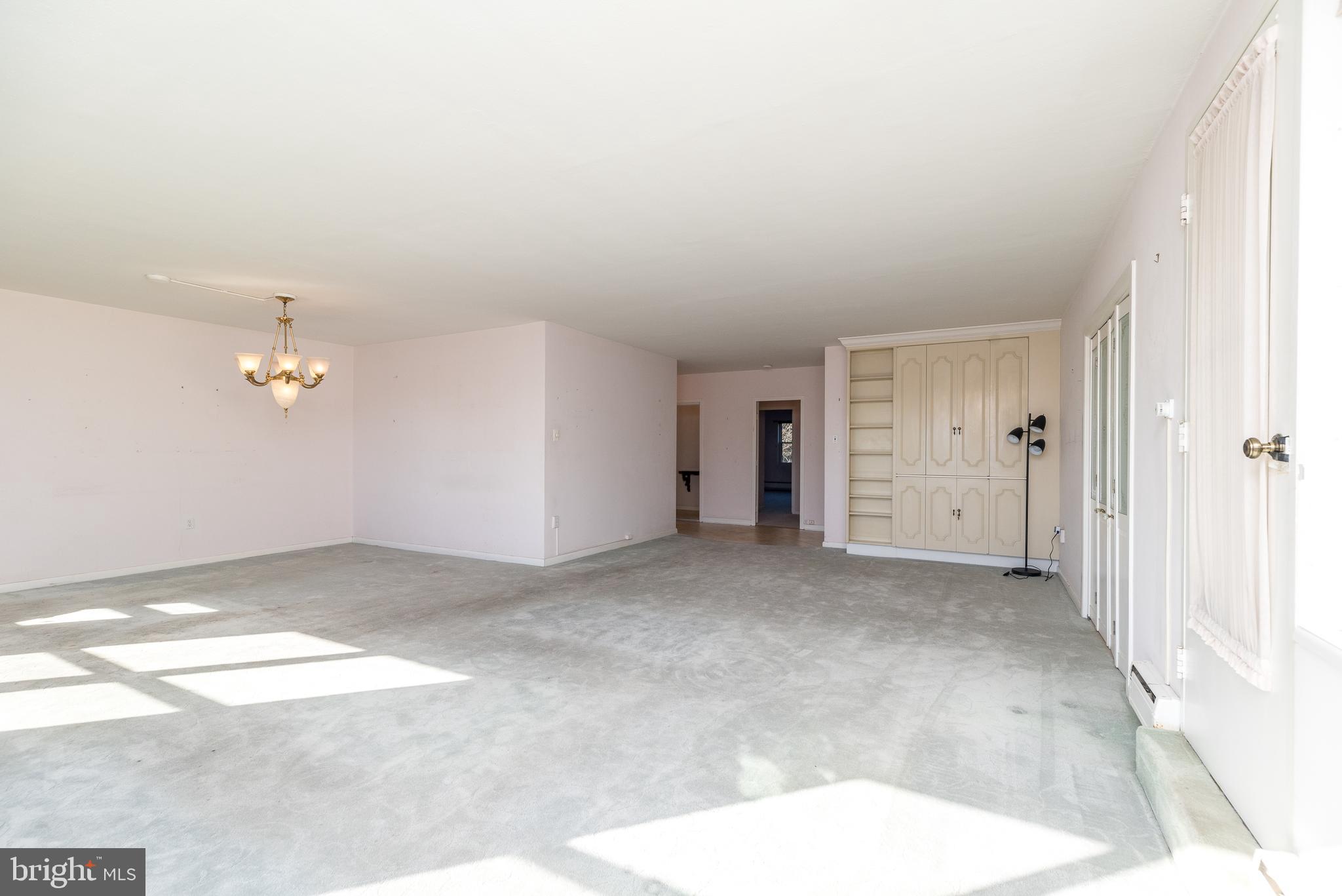 ELKINS PARK HOUSE - Residential