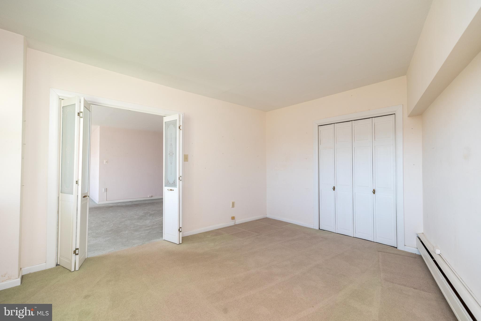 ELKINS PARK HOUSE - Residential