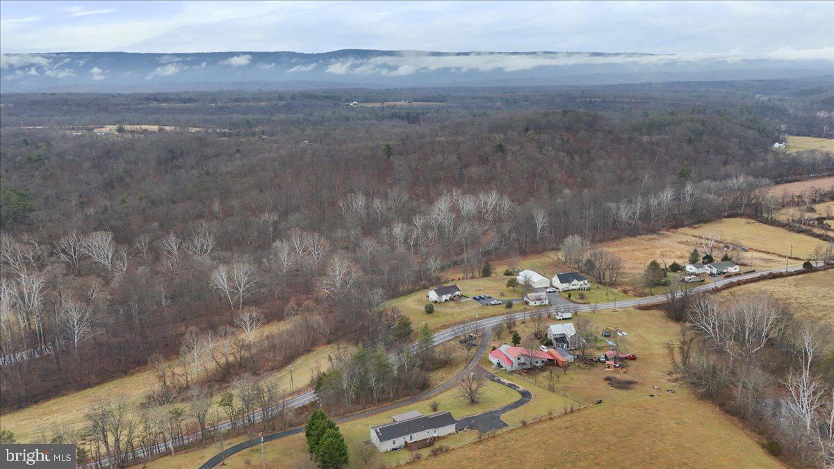 WATERSTONE FIELDS - Residential
