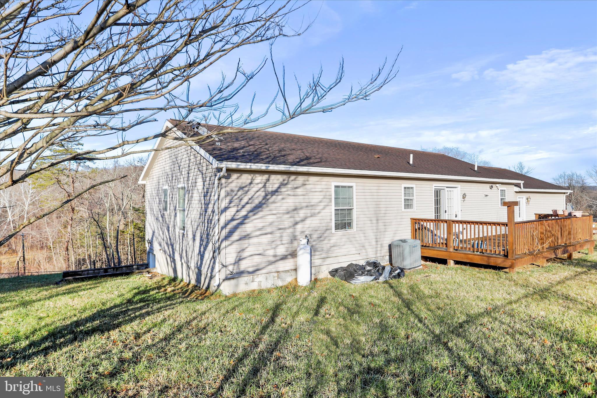 WATERSTONE FIELDS - Residential